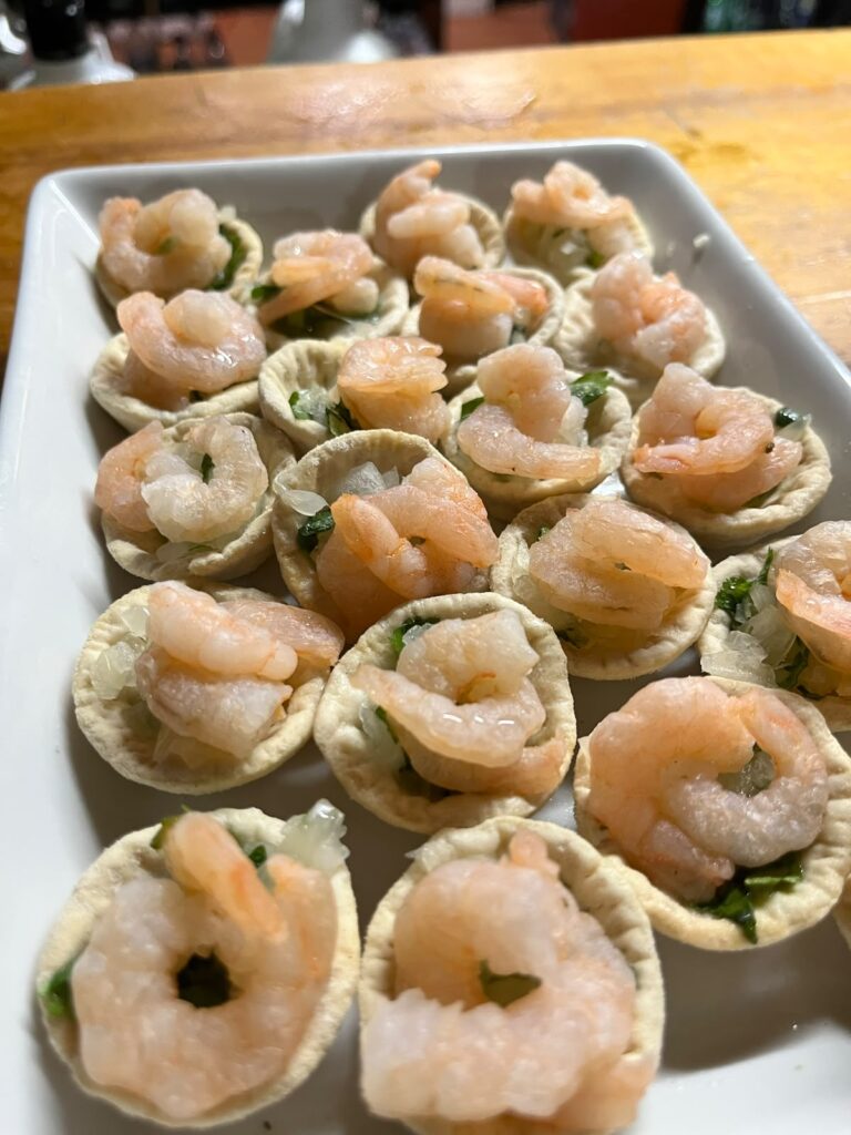 Canapés de camarón en Kaas Eventos