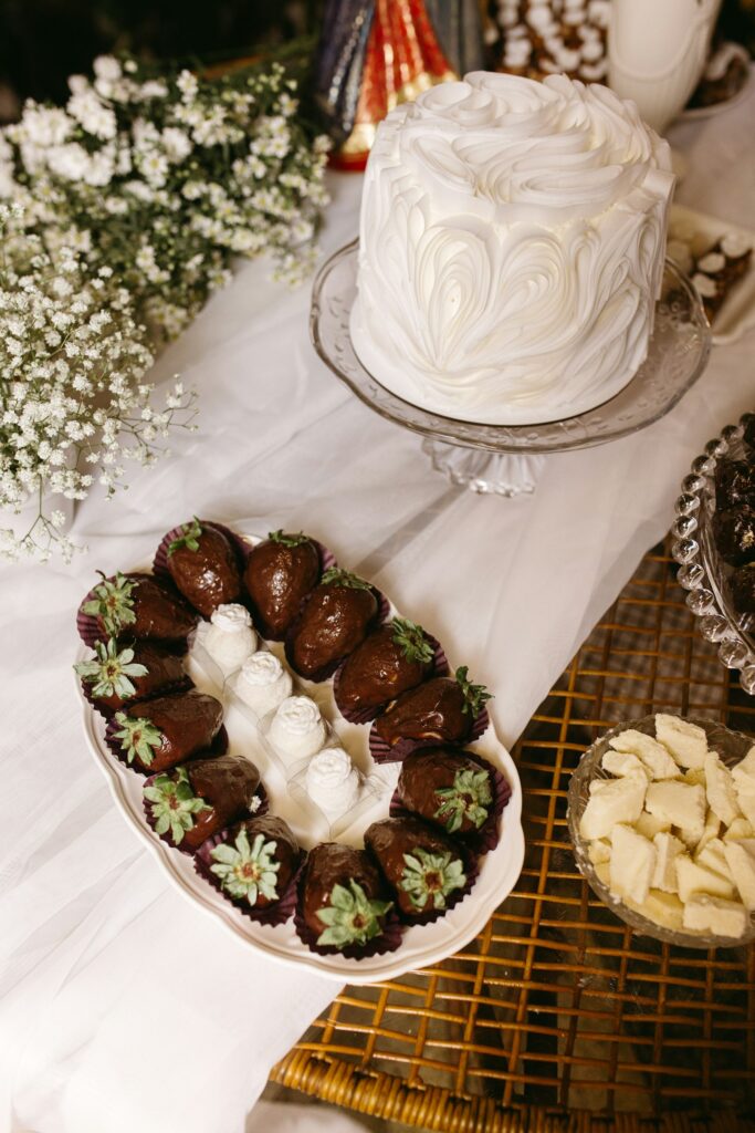 Recuerdos y dulces para una celebración familiar